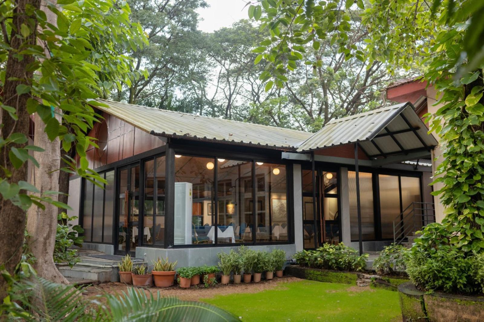 Modi'S Resort, Karjat Exterior photo